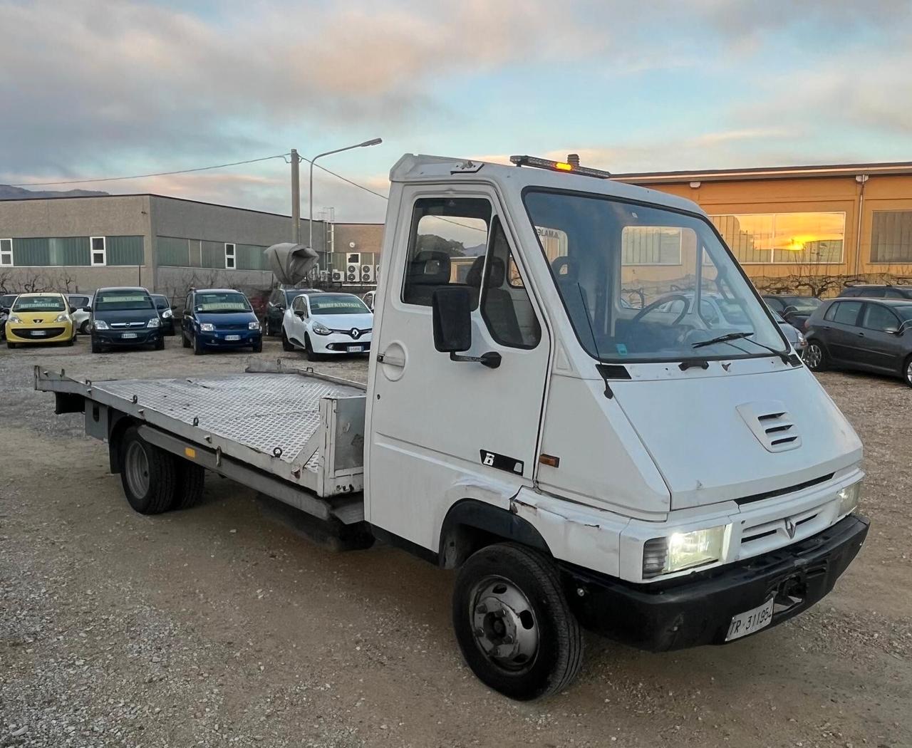 Renault Master Carroattrezzi