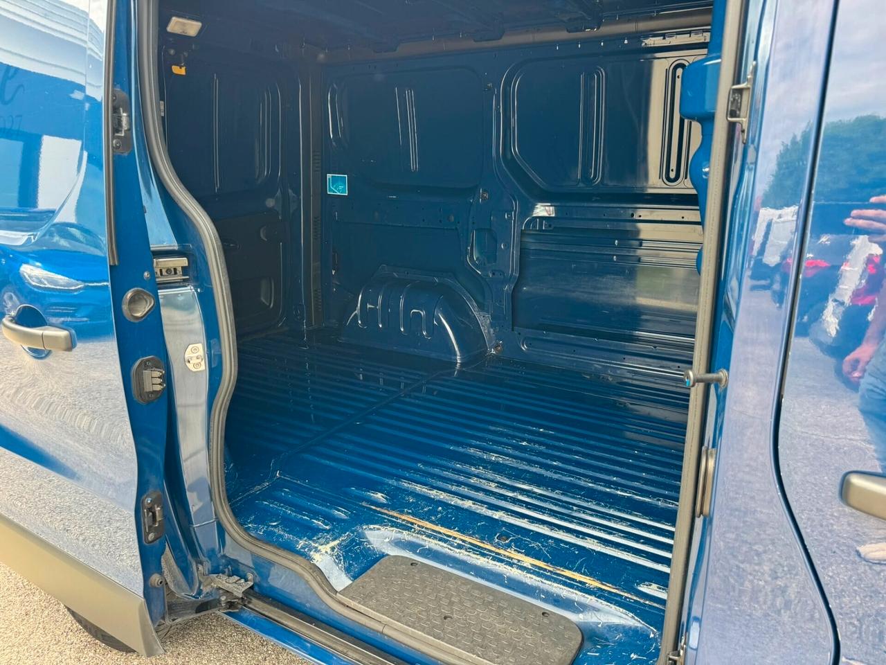 Renault Trafic T29 2.0 dCi 120CV PC-TN Furgone Ice