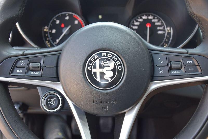 Alfa Romeo Giulia 2.2 Turbodiesel 180 CV Super