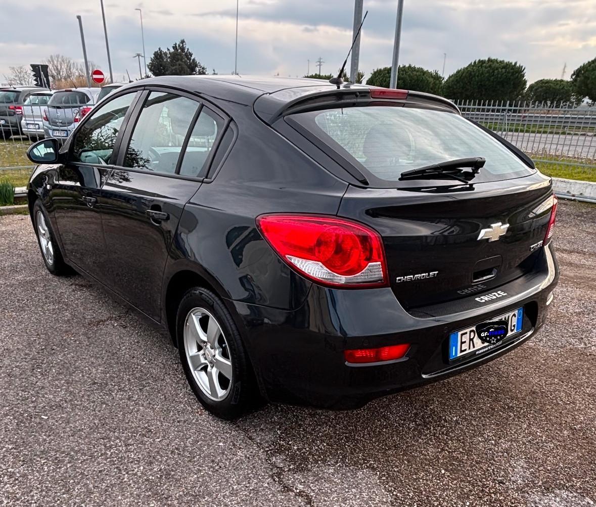 Chevrolet Cruze 1.8 5 porte LT GPL