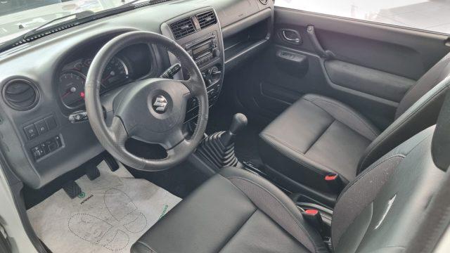 SUZUKI Jimny 1.3i 16V cat 4WD