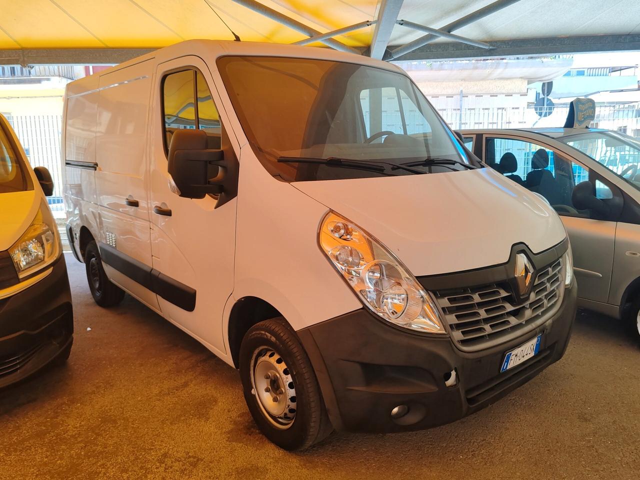 RENAULT MASTER