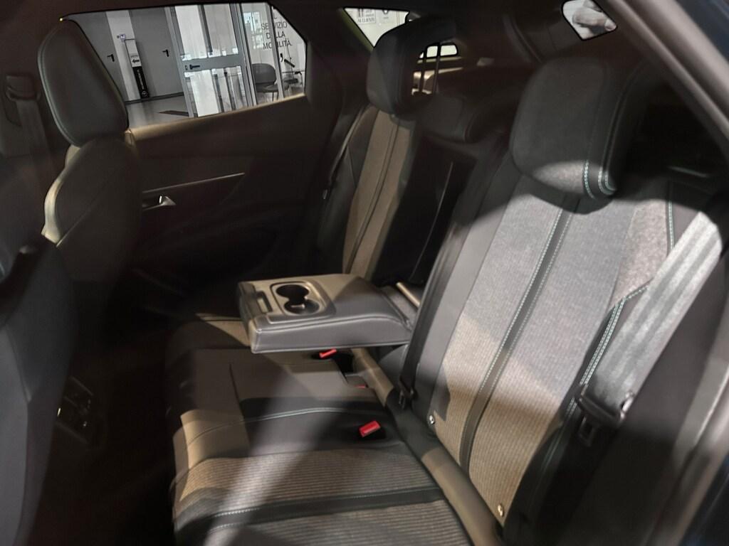 Peugeot 3008 1.6 HYbrid4 Allure Pack 4x4 e-EAT8