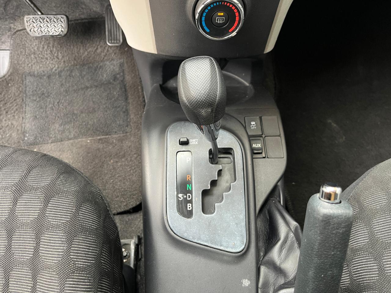 Toyota iQ 1.0 CVT 68cv Automatica
