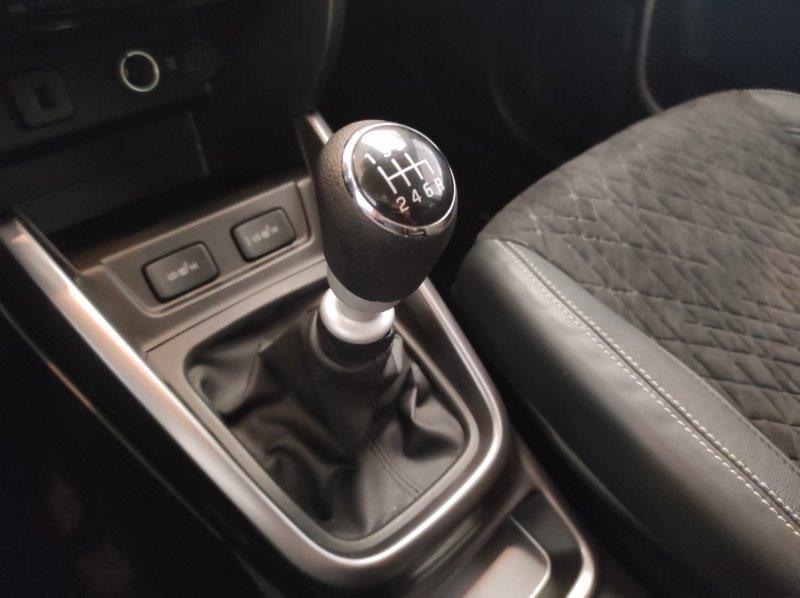 SUZUKI Vitara (2015) - Vitara 1.4 Hybrid Top