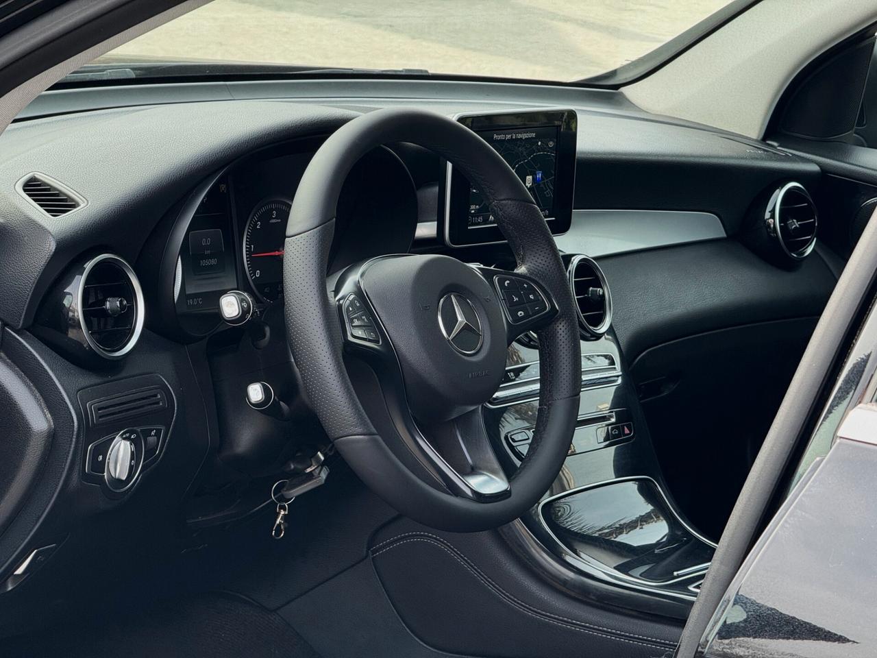 Mercedes-Benz GLC 220 d Sport 4MATIC 170CV