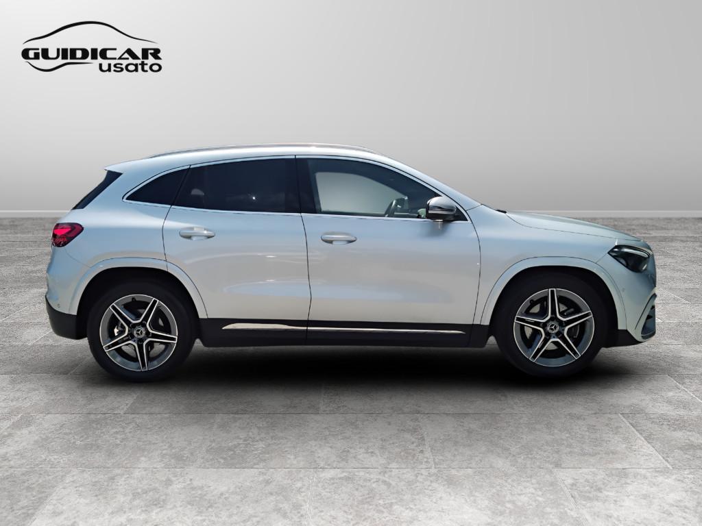 Mercedes-Benz GLA-H247 2023 - GLA 200 d AMG Line Advanced Plus auto