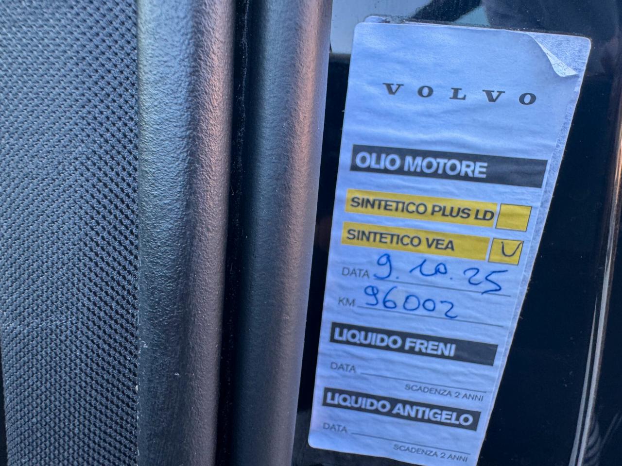 Volvo XC 60 XC60 B5 (d) AWD Geartronic Momentum Pro