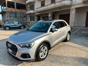 Audi Q3 35 2.0 Tdi 150CV S-tronic *Tetto Panoramico*