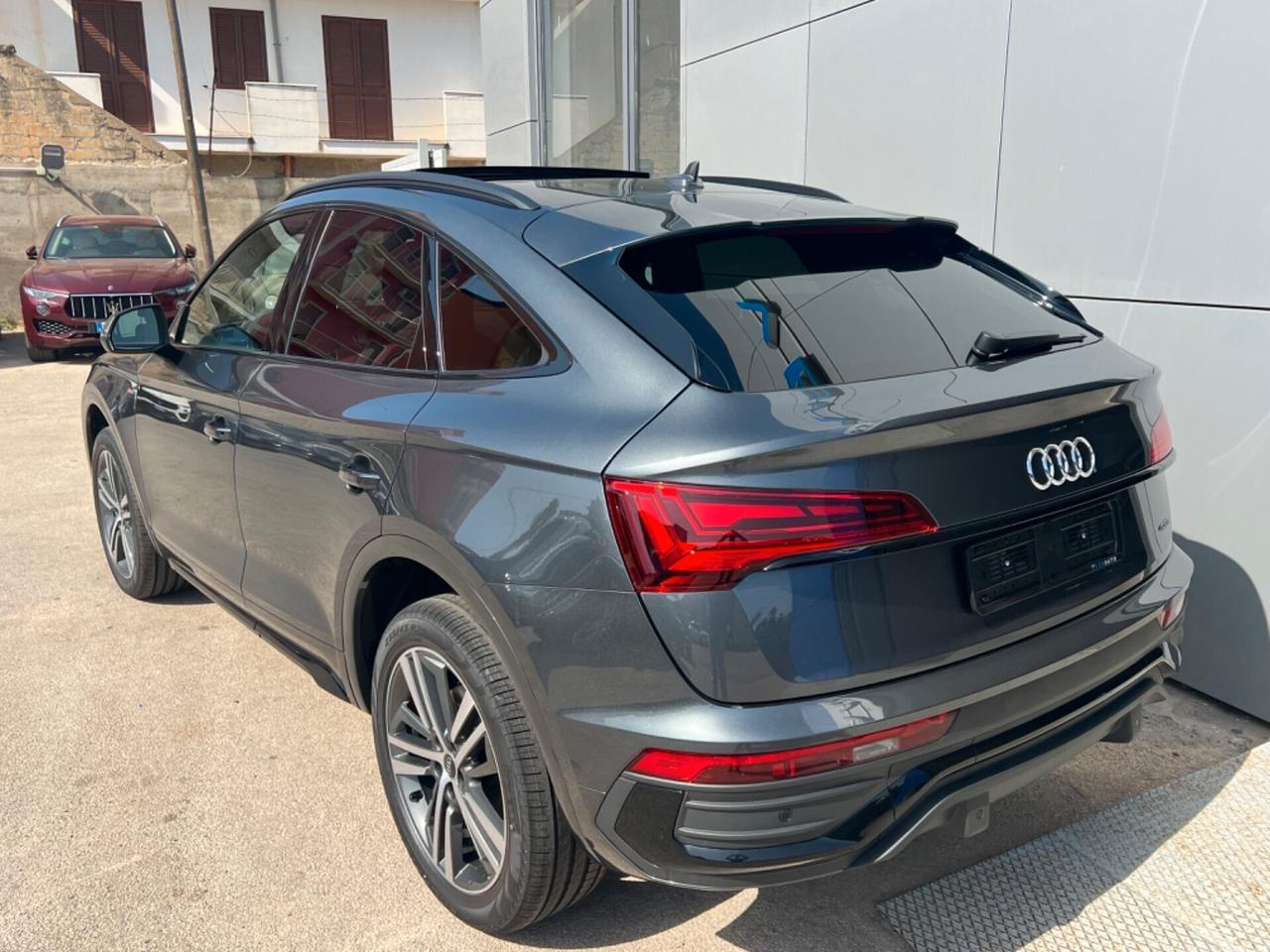 Audi Q5 SPB 40 TDI quattro S tronic S line plus - listino €81.300 - scontata €67.900