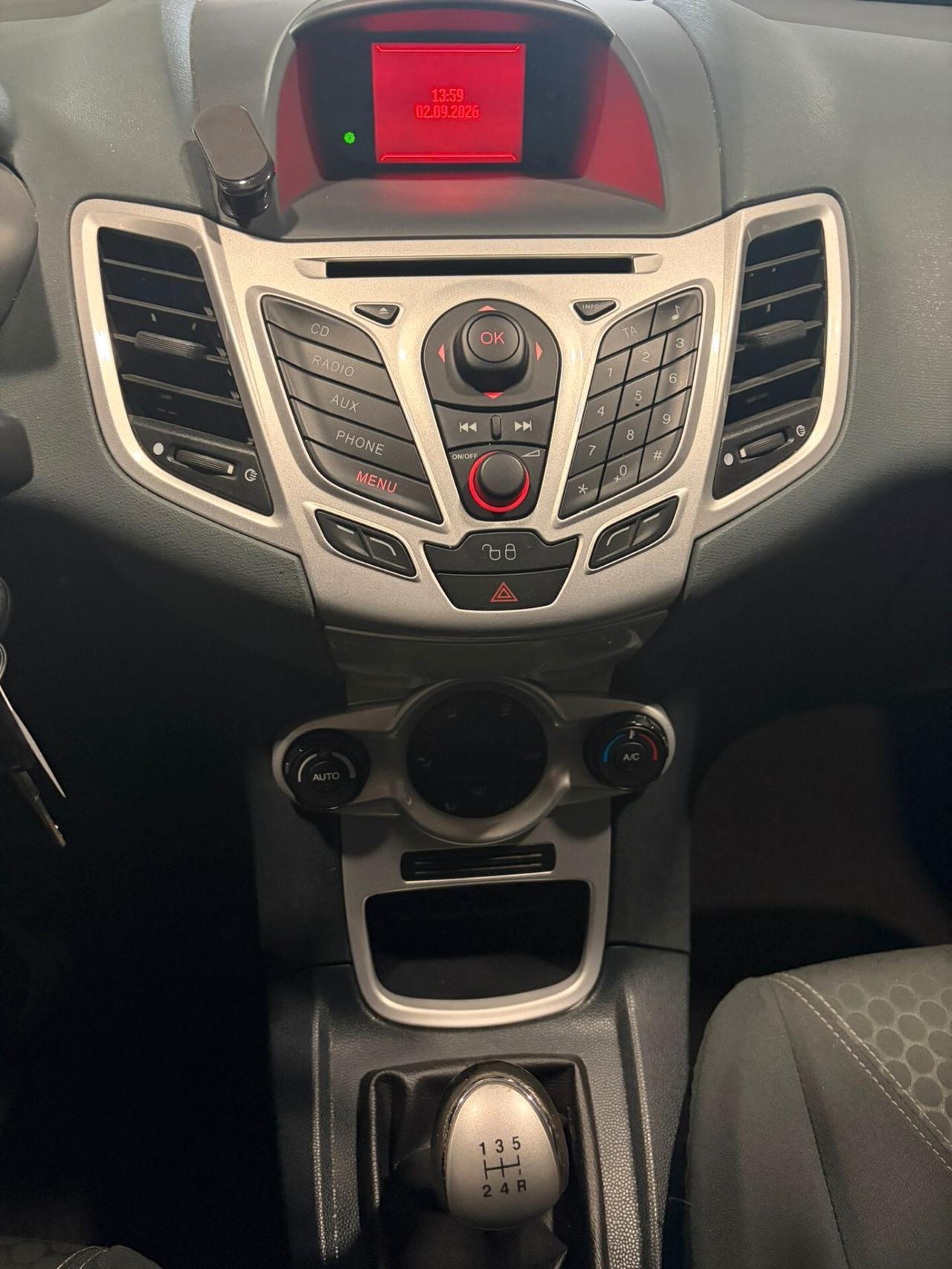 FORD FIESTA DEL 2009 1400 BENZINA / GPL fino al 2030