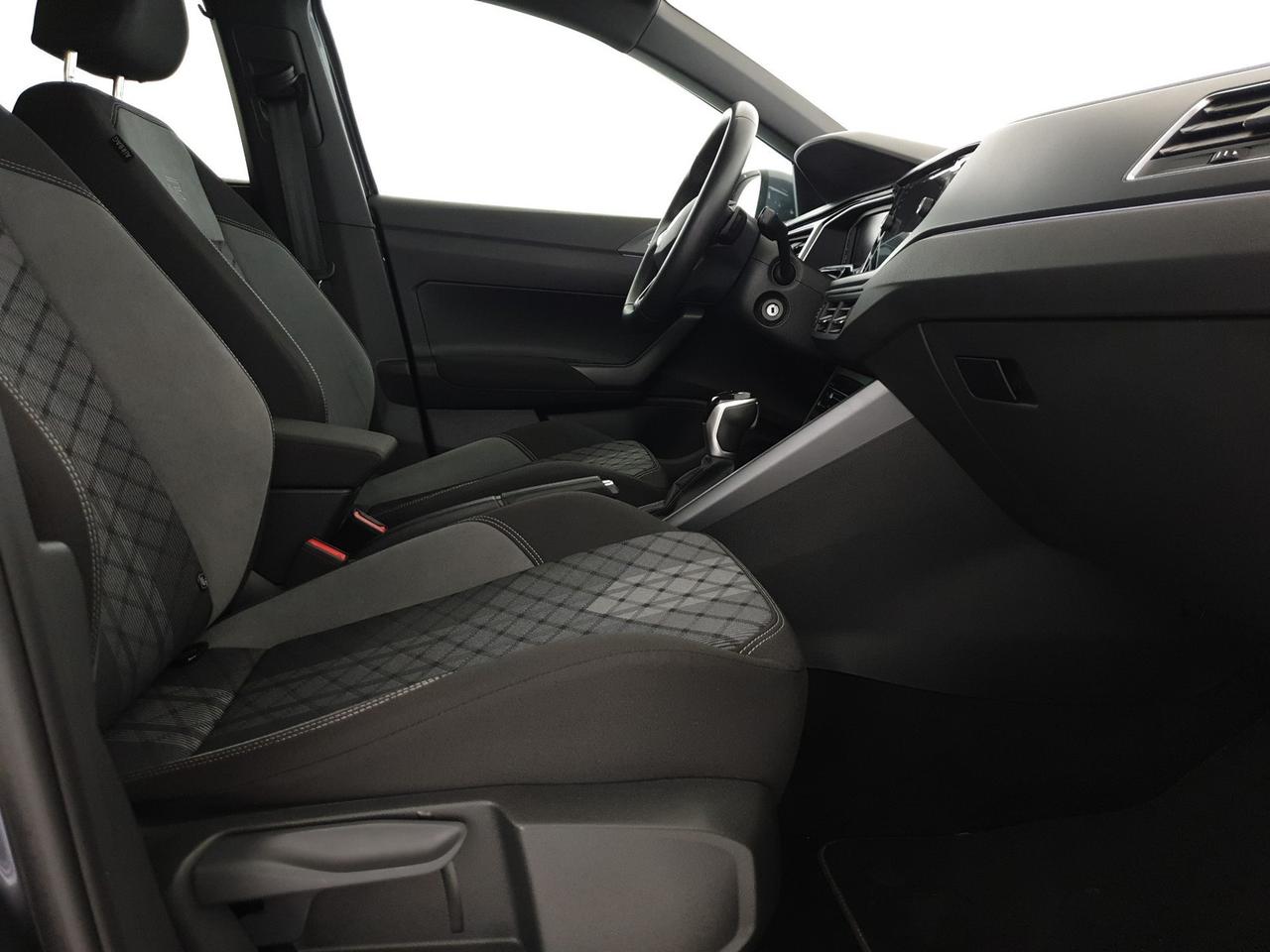 Volkswagen Taigo 1.5 tsi r-line 150cv dsg