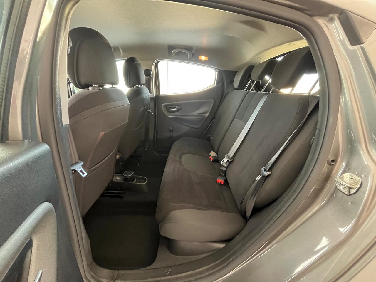 Lancia Ypsilon 1.2 69 CV 5 porte Platinum FULL