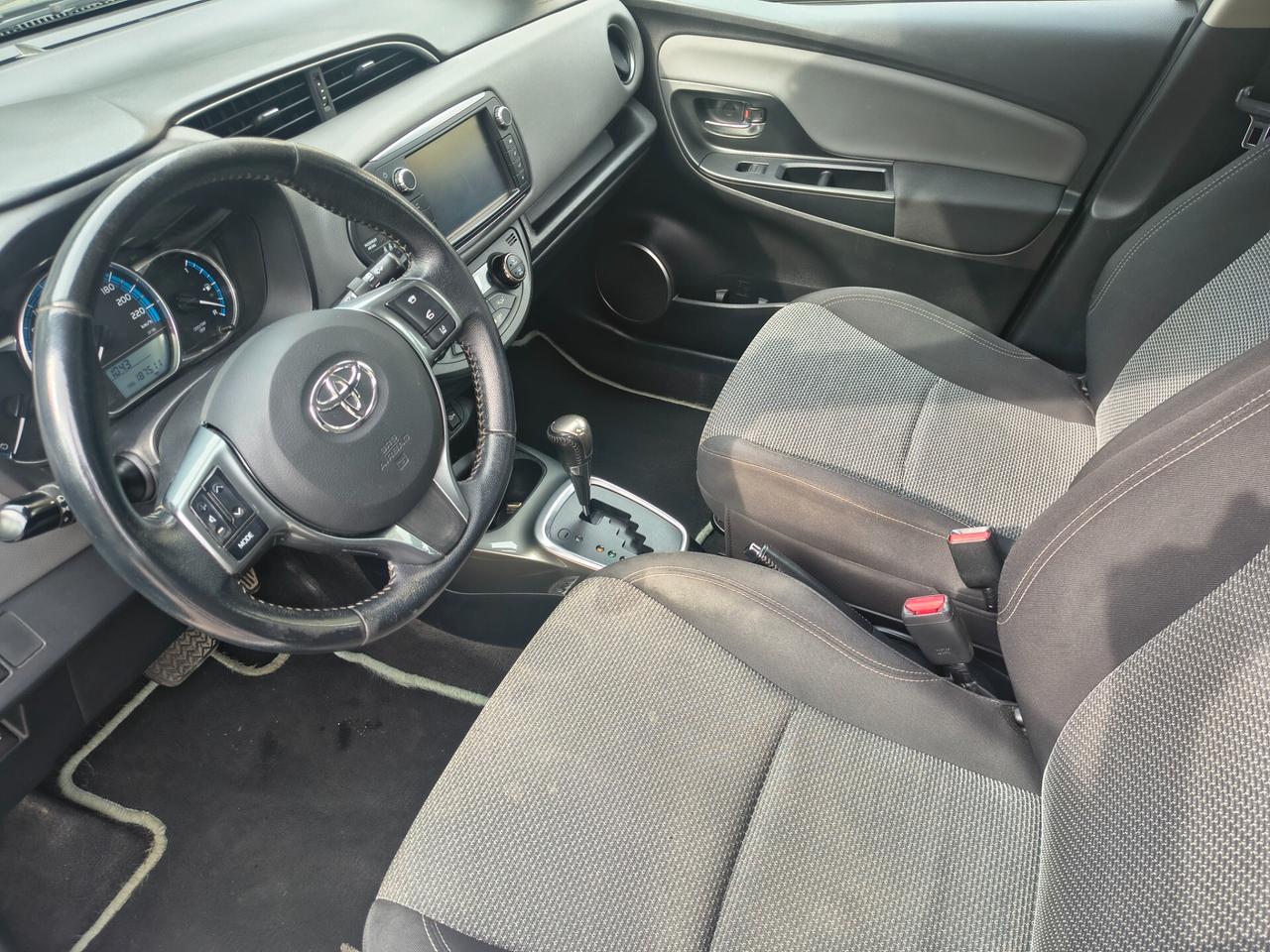 TOYOTA YARIS 1.5 HYBRID 5 PORTE AUTOMATICA