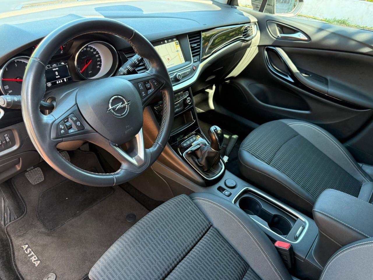Opel Astra 1.5 CDTI 5p. Business Elegance