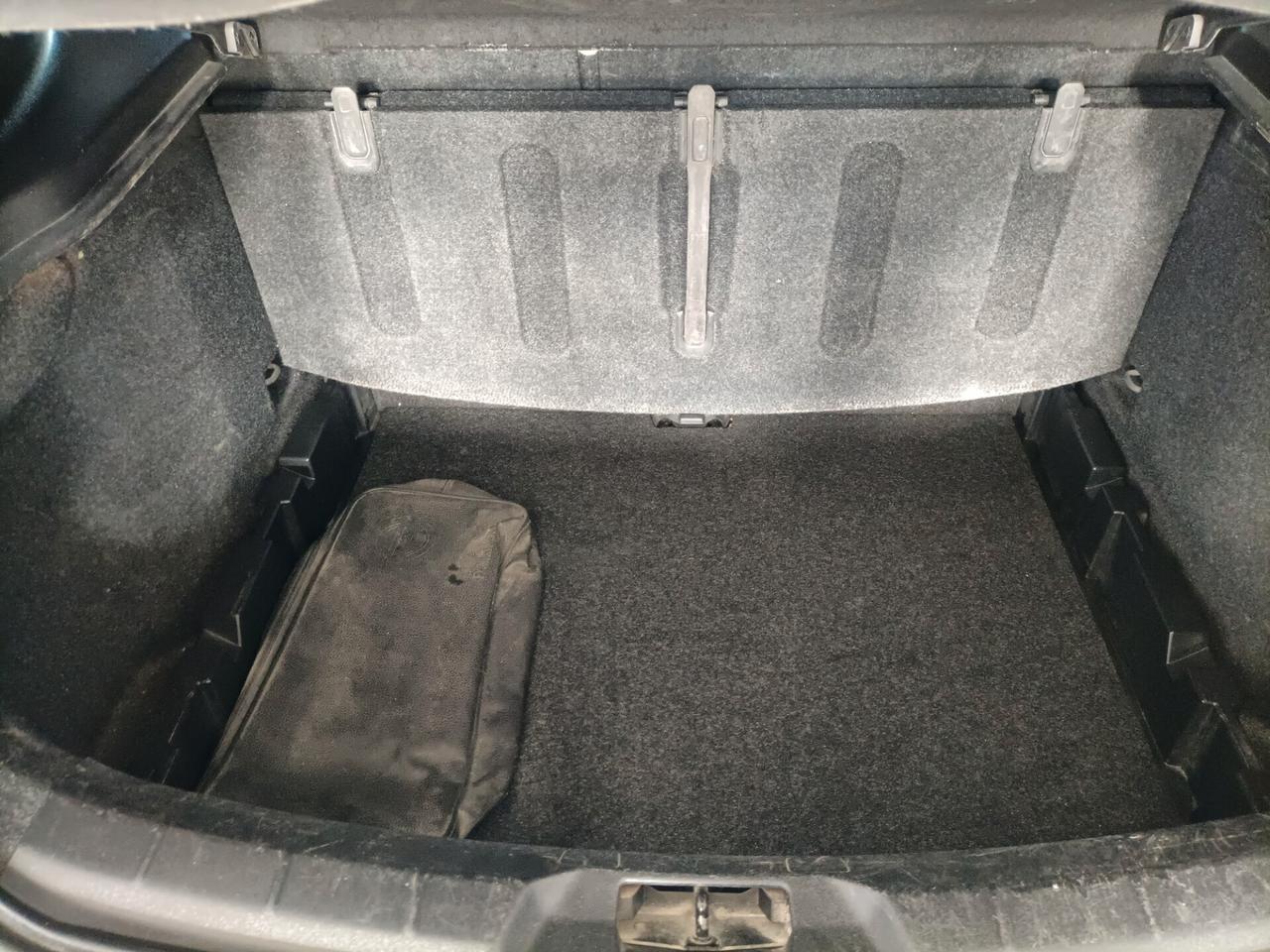 Volvo V40 D2 1.6 Momentum 09/2013