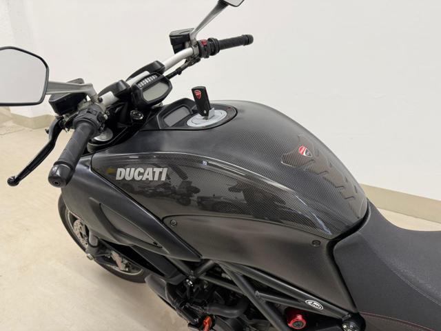 DUCATI Diavel CARBON