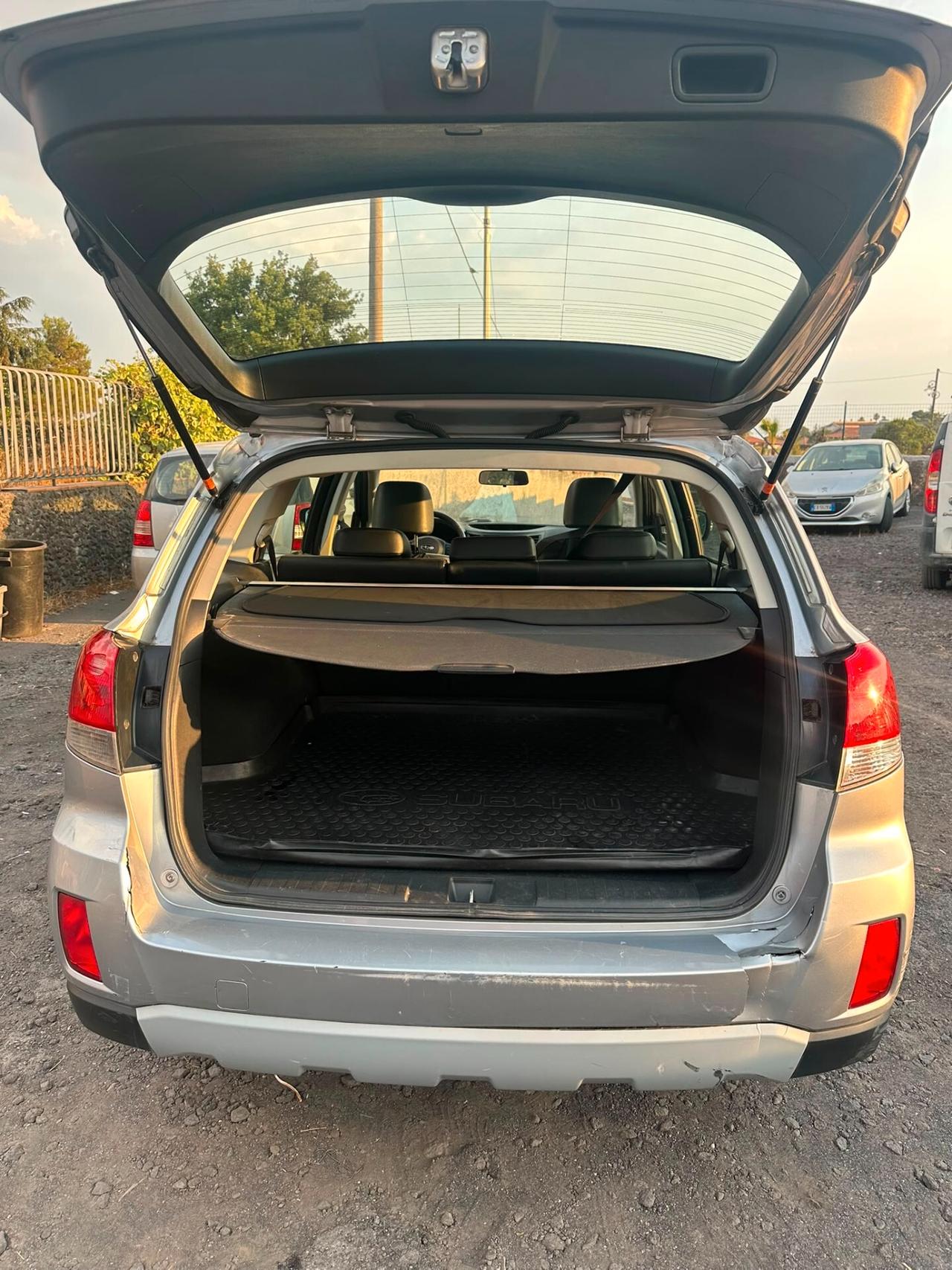 Subaru OUTBACK 2.0D CVT Exclusive