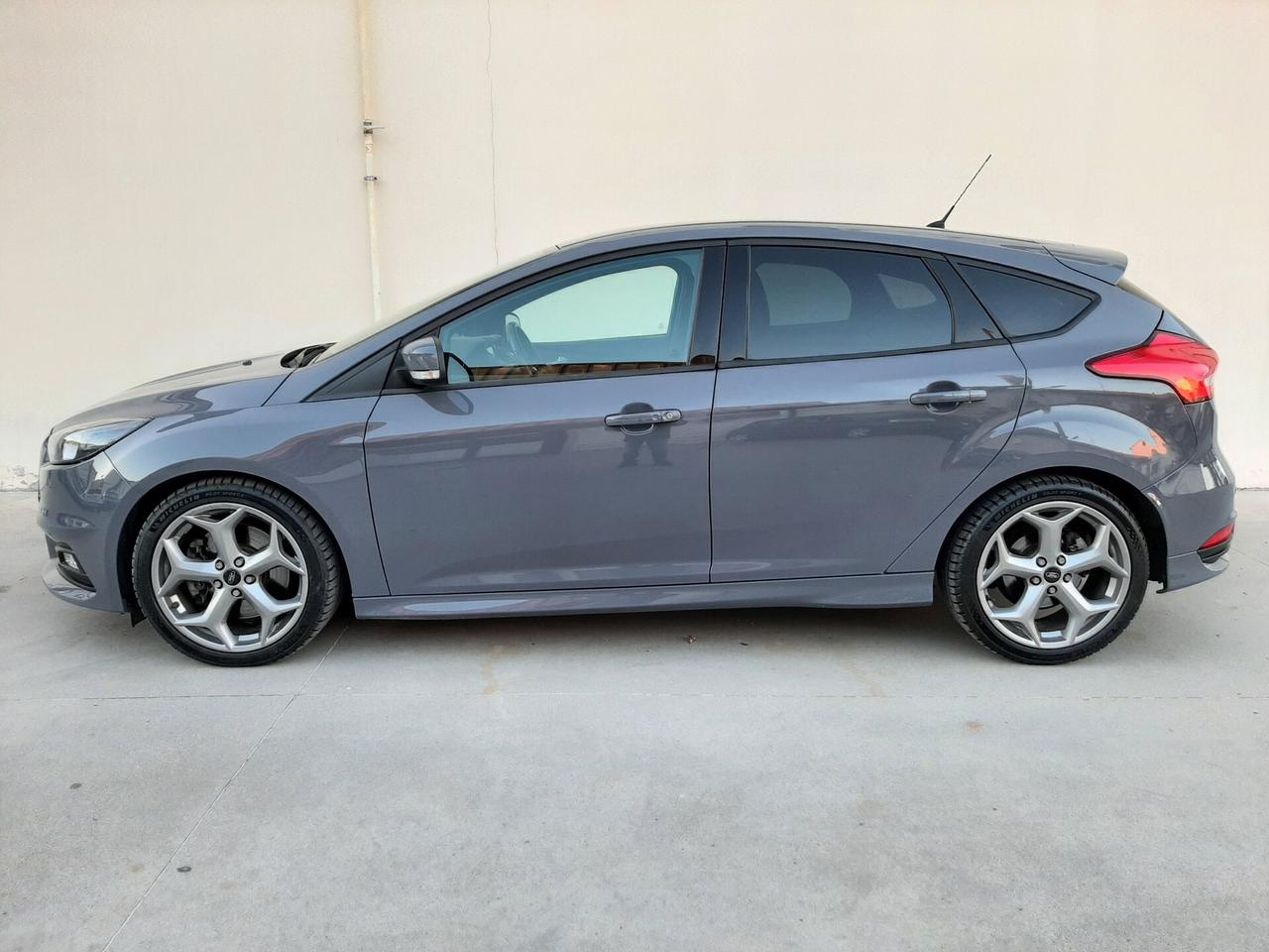 Ford Focus 2.0 EcoBoost 250 CV ST3