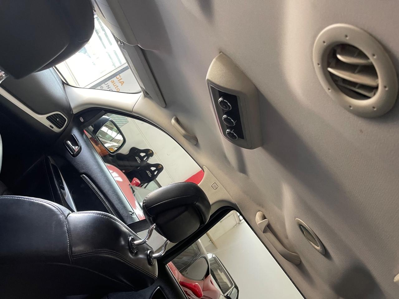 Fiat Freemont 2.0 Mjt 4x4 Aut. PERMUTE RATE