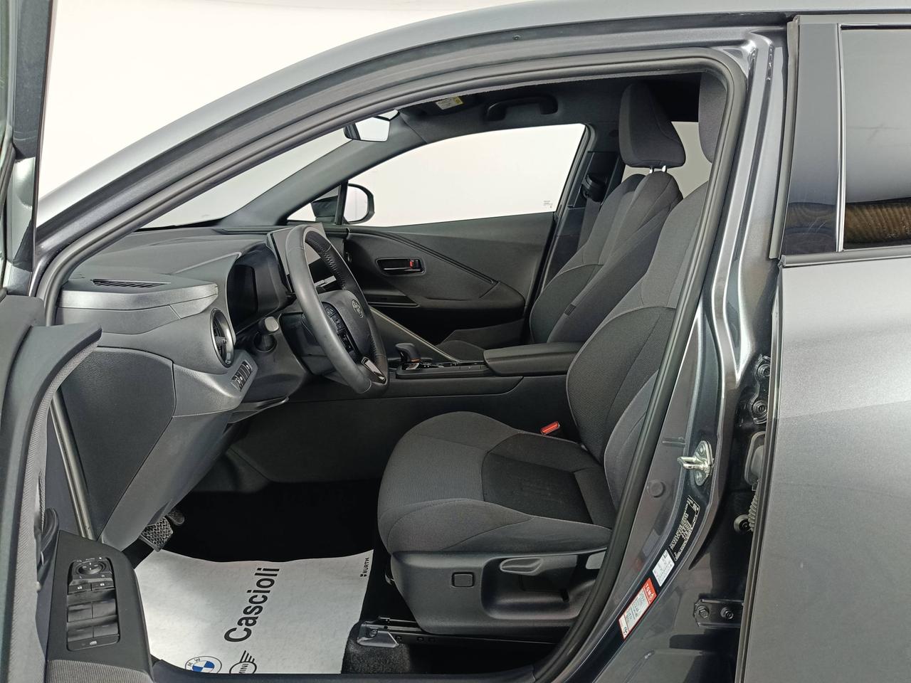 TOYOTA C-HR II 2023 - C-HR 1.8 hev Trend fwd e-cvt