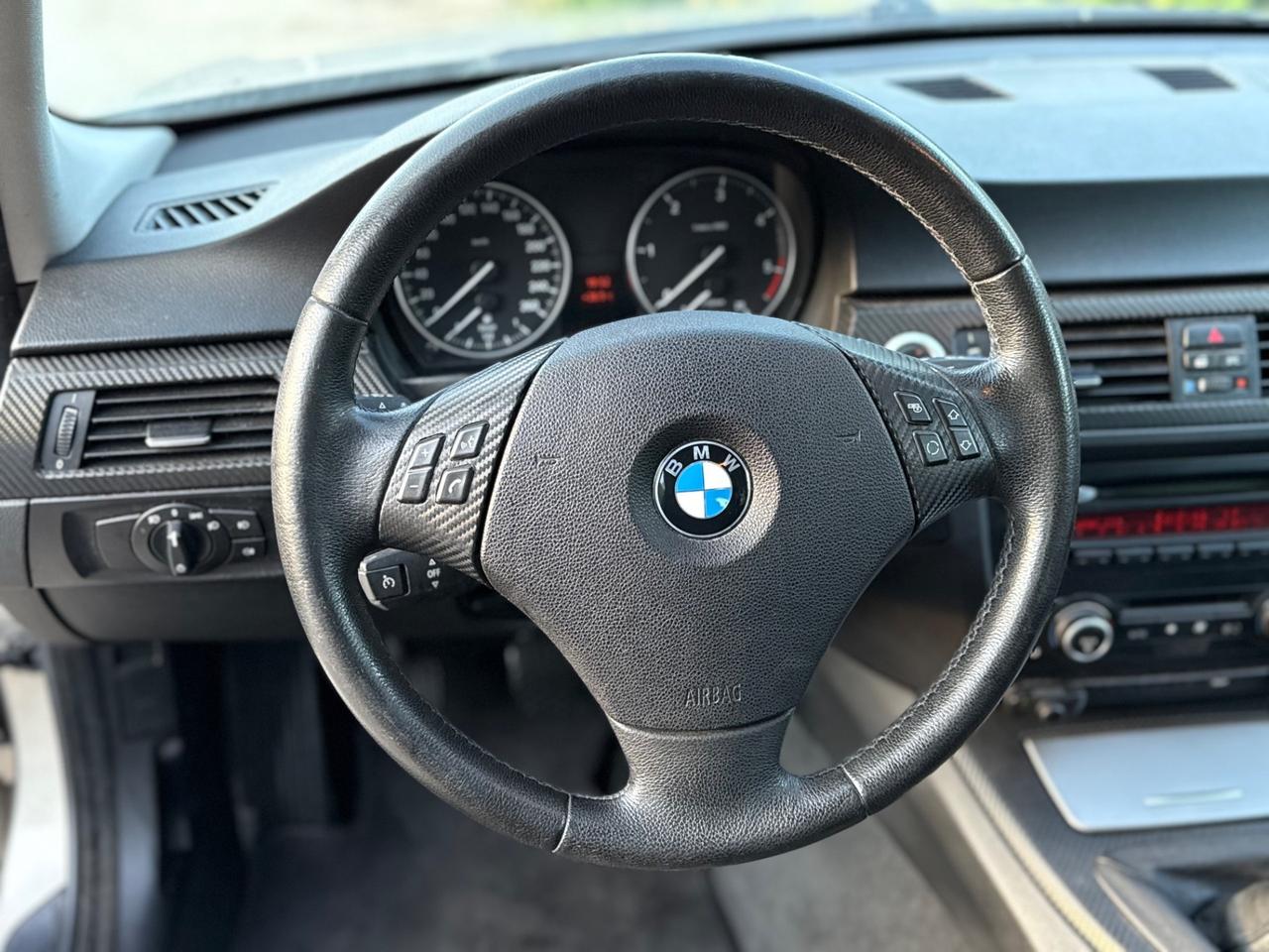 Bmw 320d 177CV E91 MOTORE BATTE !