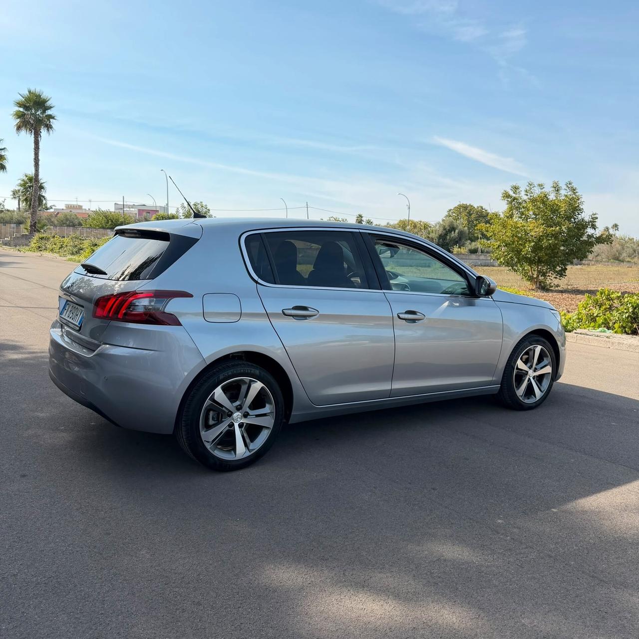 Peugeot 308 BlueHDi 130 S&S Allure