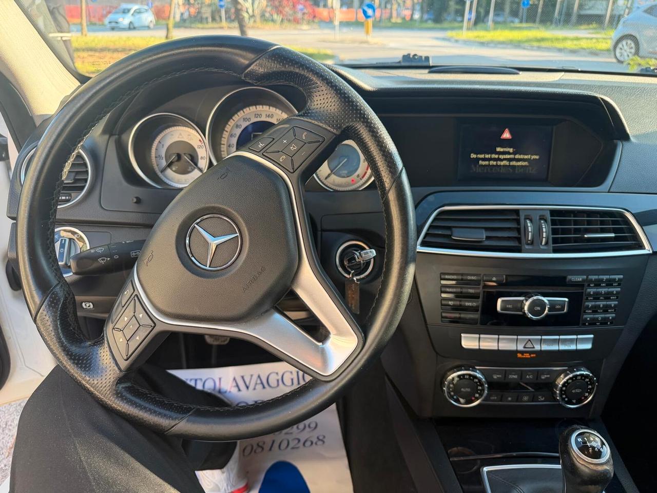Mercedes-benz C 220 CDI BlueEFFICIENCY Coupé Avantgarde