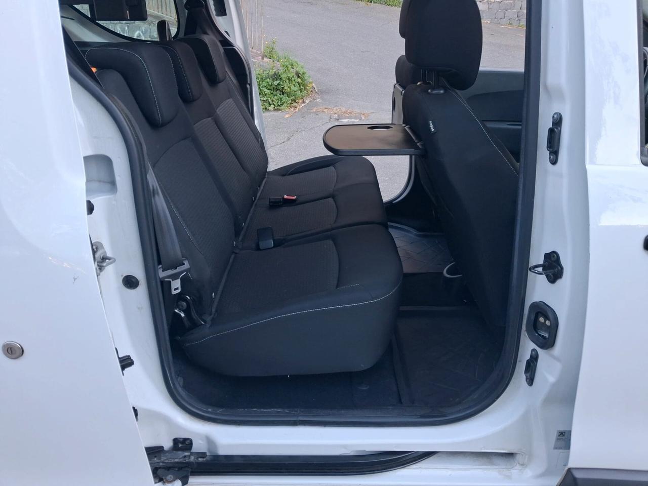 Dacia Dokker Pianale ribassato con rampa disabili in carrozzina