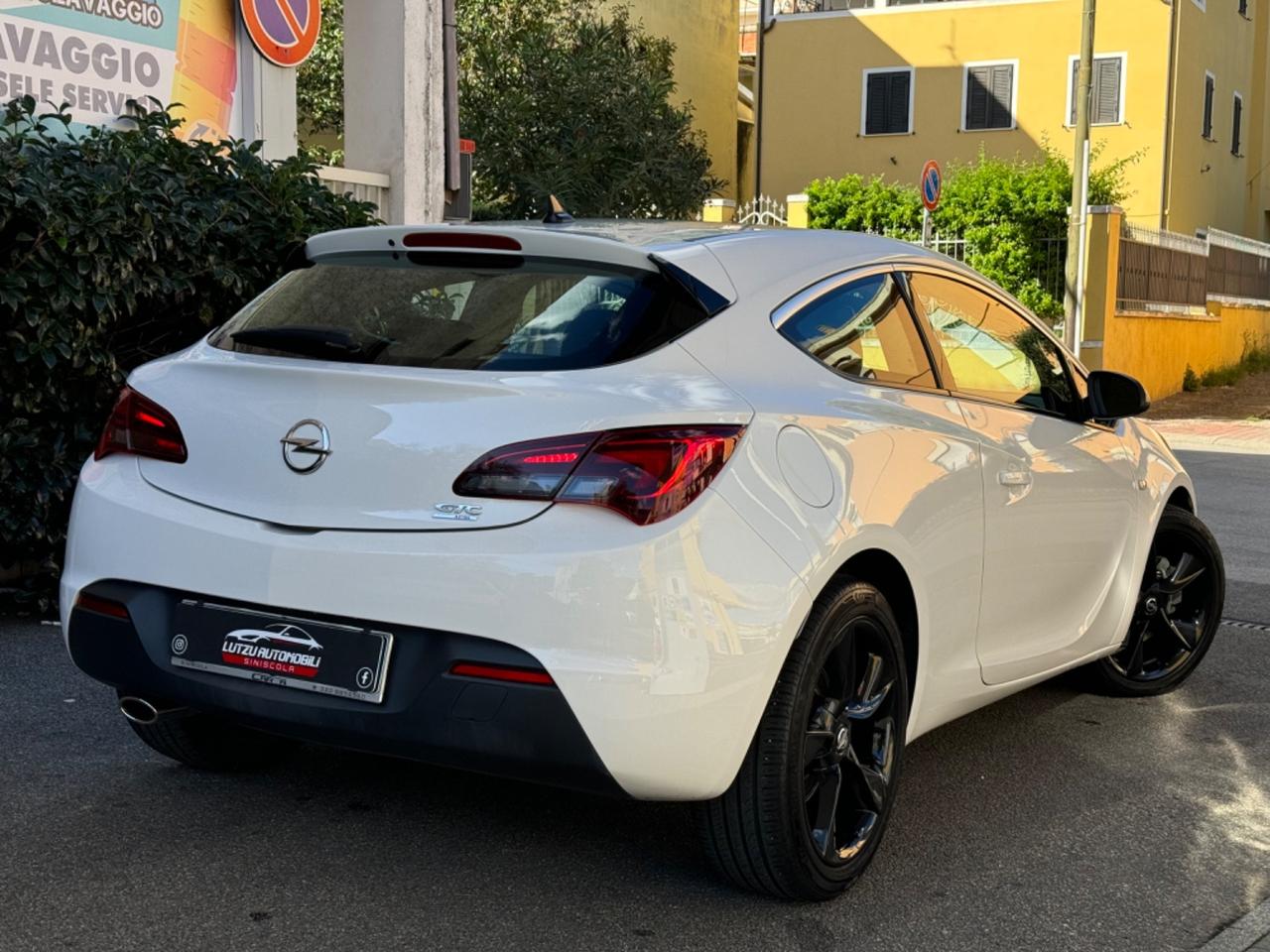 Opel Astra GTC 2.0 CDTI 165CV S&S 3 porte Cosmo S