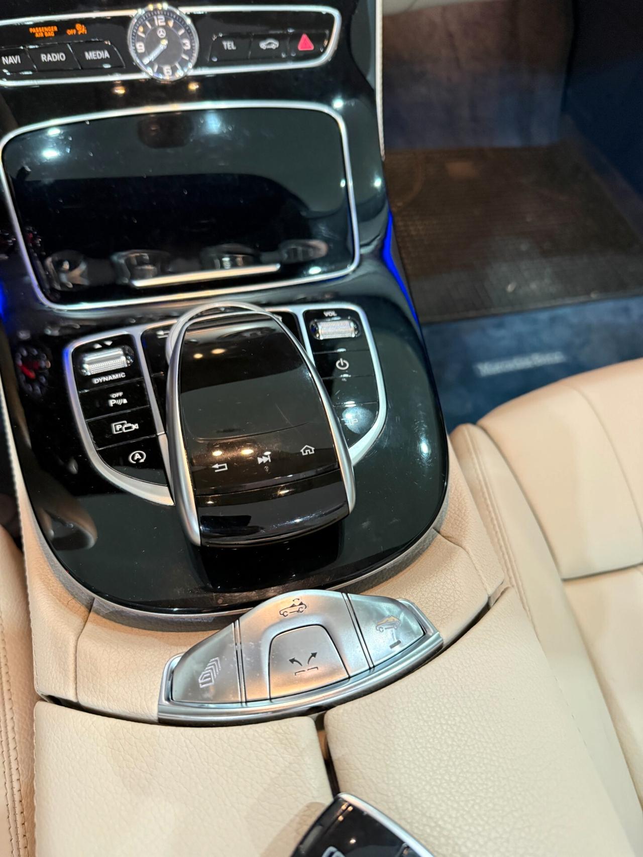 Mercedes-benz E 220 d Auto Cabrio Premium