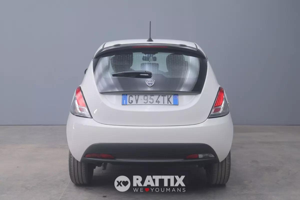 Lancia Ypsilon 1.0 Firefly Hybrid 70CV Oro