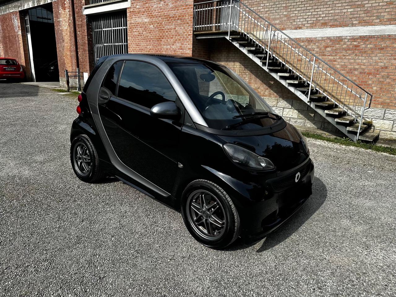 Smart ForTwo 1000 52 kW MHD coupé passion
