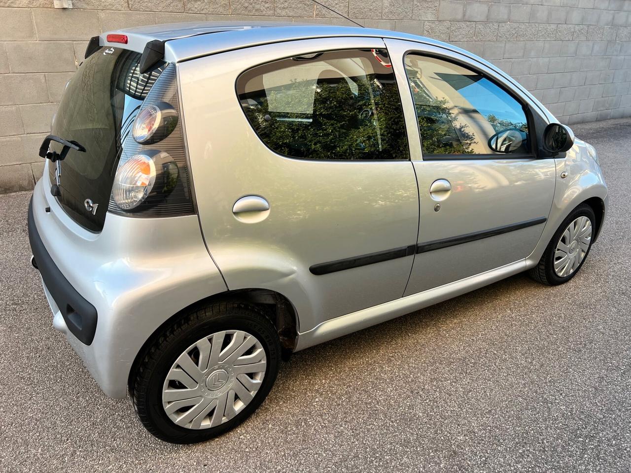 Citroen C1 5pt 1.4 hdi AmiC1 55cv OK NEOPAT. TELRADIO