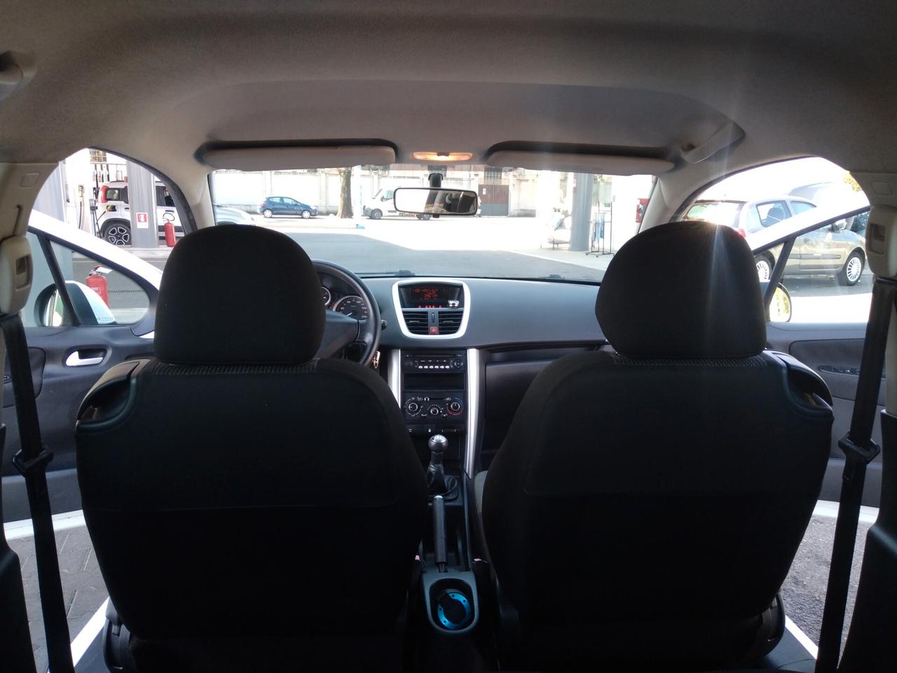 Peugeot 207 1.4 8V 75CV 3p. Energie ECO GPL x neopatentati