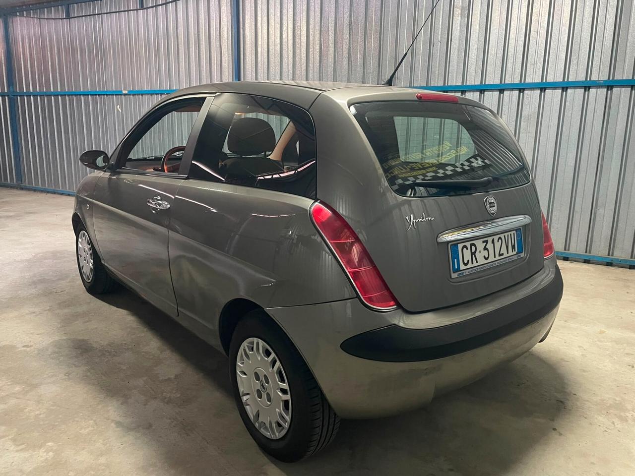 LANCIA YPSILON 100.000 km NEOPATENTATI UNICO PROPRIETARIO