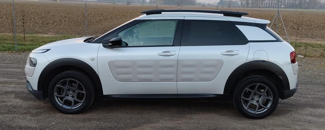 Citroen C4 Cactus PureTech 82 Shine