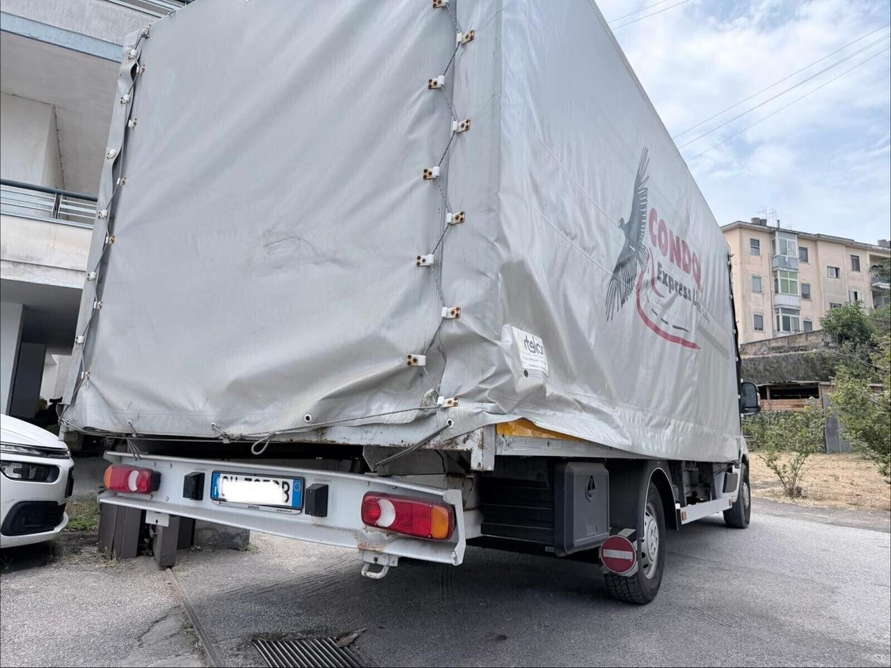 Peugeot BOXER CON CENTINA TELONE E POSTO LETTO