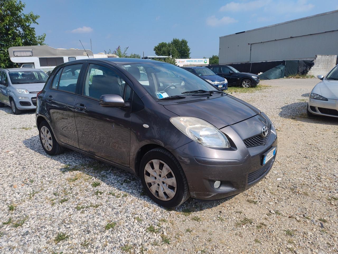 Toyota Yaris 1.3 5 porte Sol