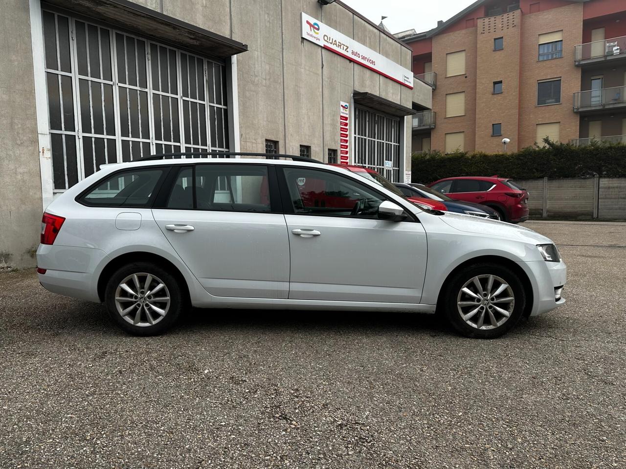 Skoda Octavia 1.6 TDI CR 115 CV Wagon Executive "NEOPATENTATI"