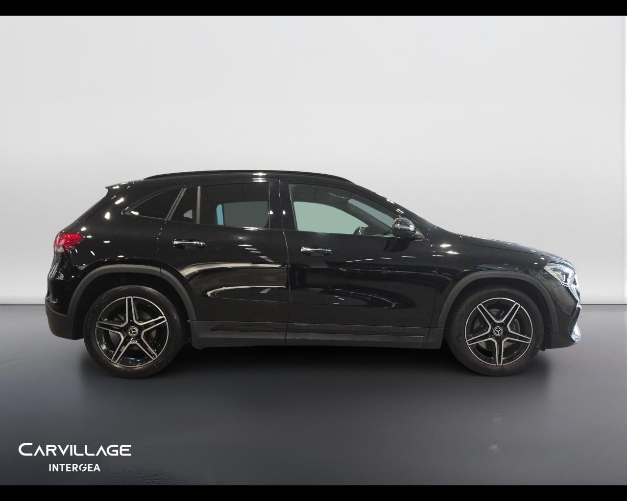 Mercedes-Benz GLA 180 Premium auto