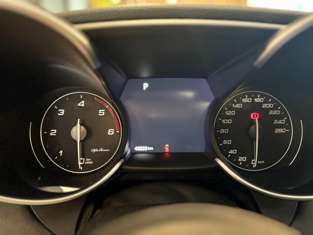 ALFA ROMEO Giulia 2.2 Turbodiesel 160 CV AT8 B-Tech