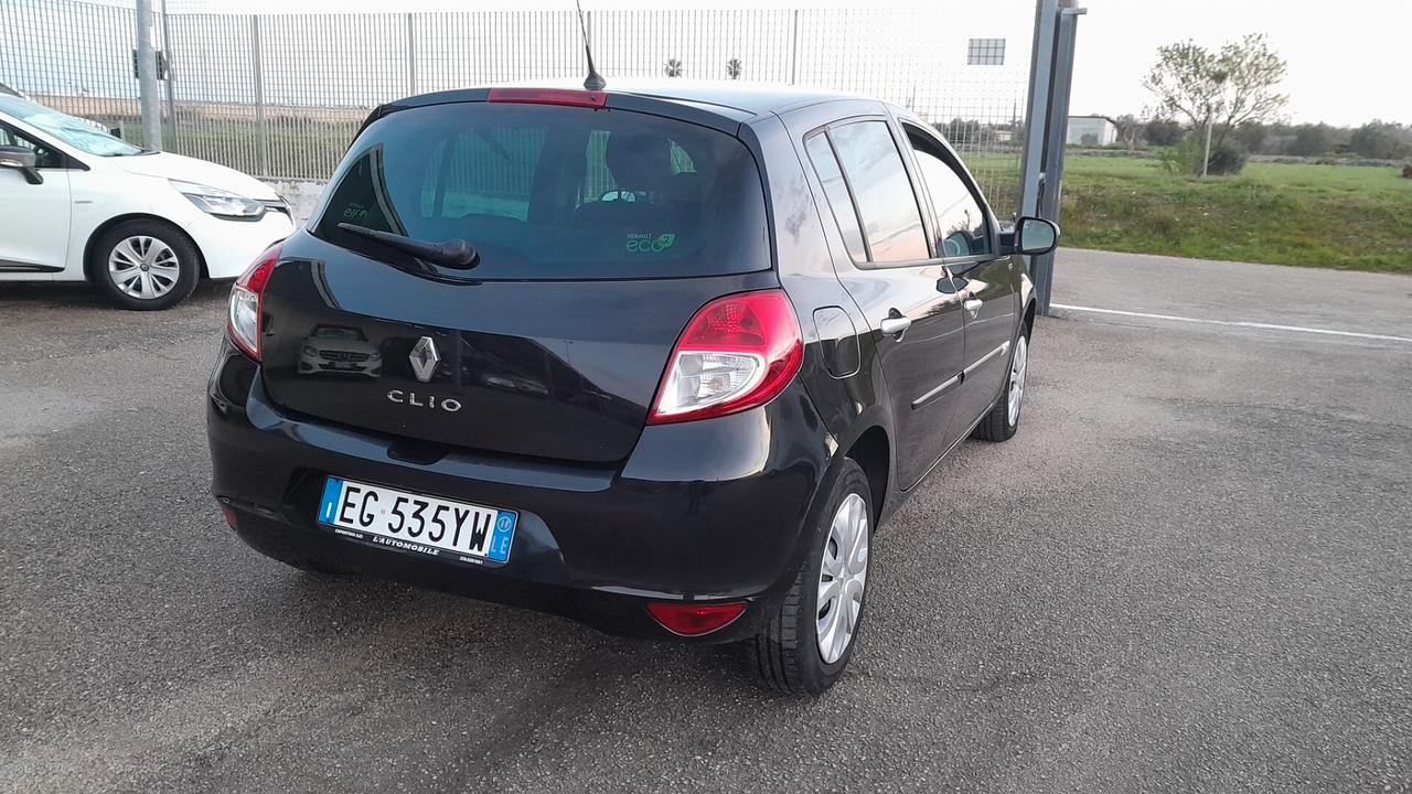 Renault Clio 1.2 16V 5 porte Live!