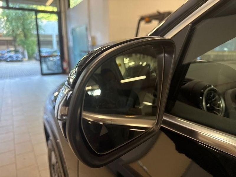 Mercedes-Benz EQA 300 AMG Line Advanced 4matic KM0