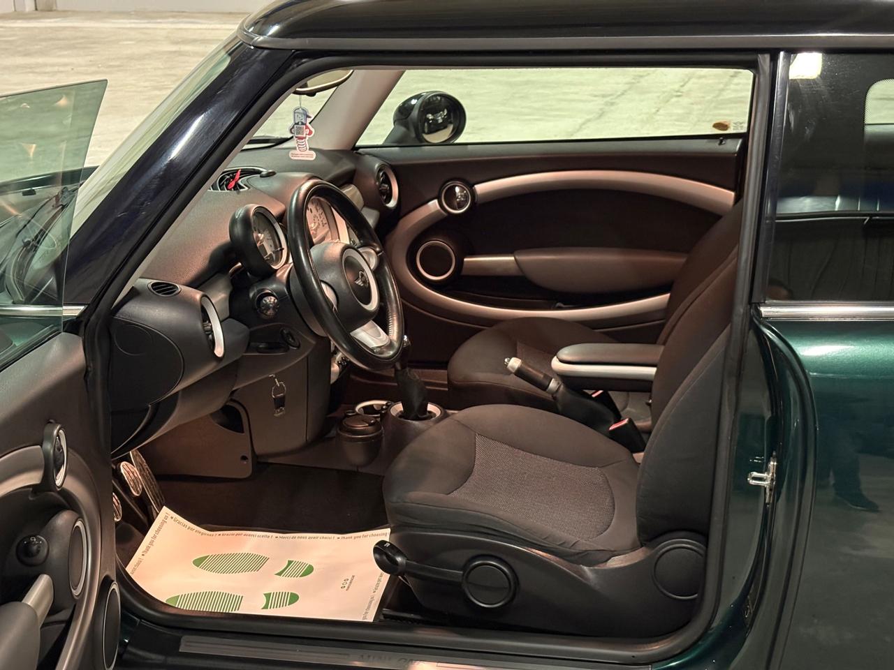 Mini 1.4 16V One Chili