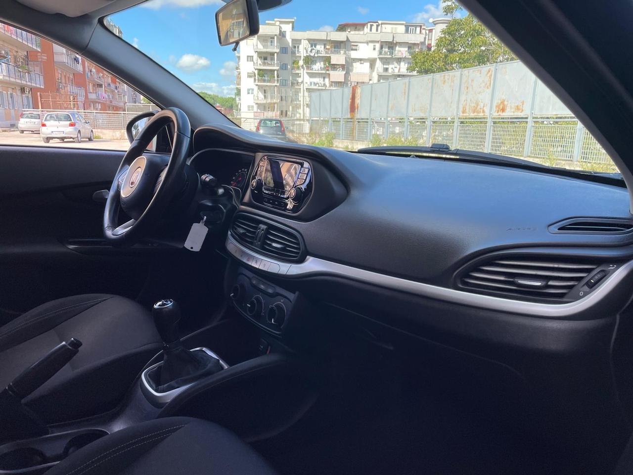 Fiat Tipo 1.3 Mjt 4 porte Lounge 95CV IN OTTIME CONDIZIONI