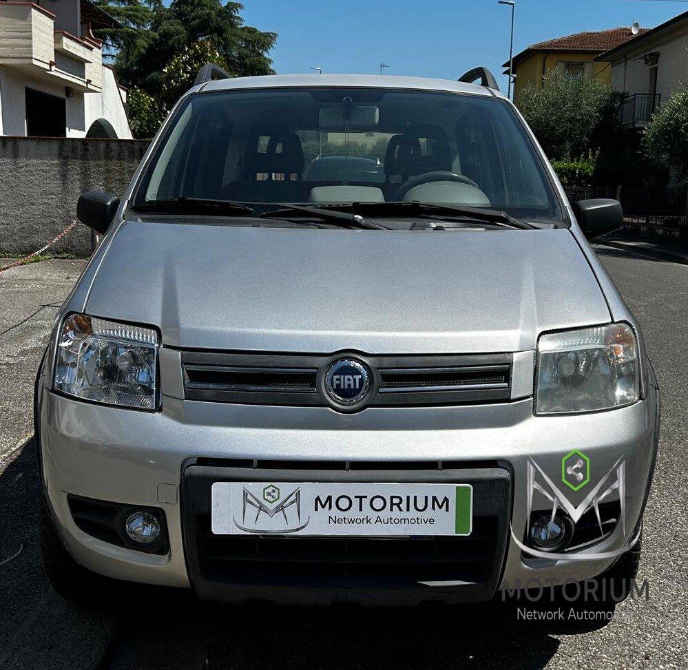 Fiat Panda 4x4 1.2cc climbing
