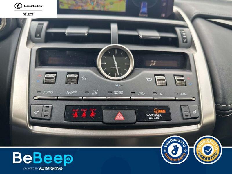 Lexus NX 300H 2.5 PREMIUM 4WD CVT