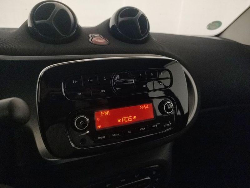 smart fortwo Smart III 2015 Cabrio B Cabrio 0.9 t Superpassion 90cv twinamic