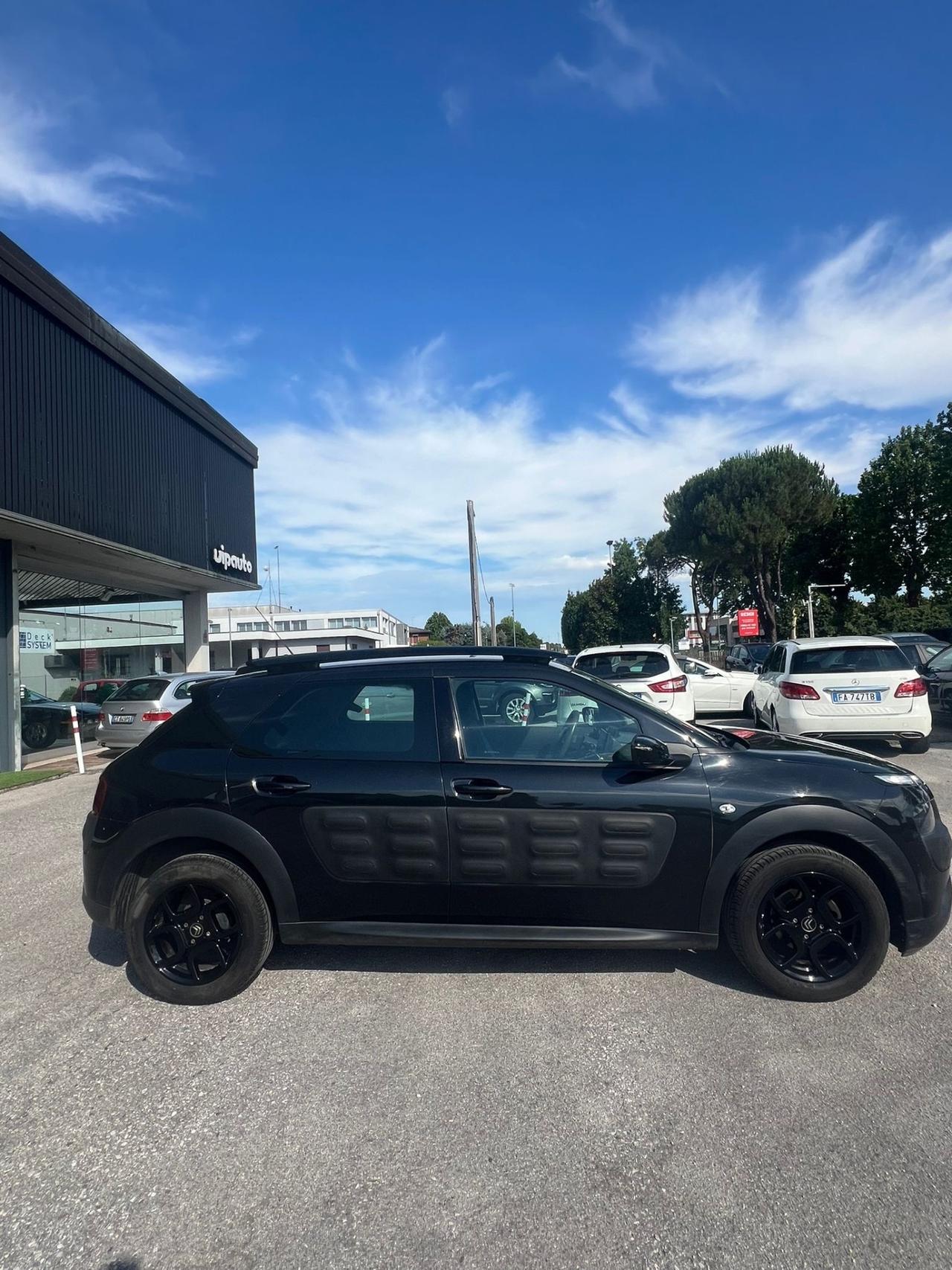 Citroen C4 Cactus PureTech 82 Shine